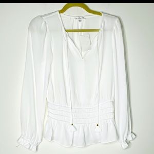 Socialite Women’s White Ruffled Blouse XS